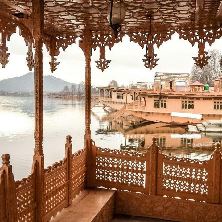 Akbar Group Of Heritage Houseboats Nagin Bagh Zewnętrze zdjęcie
